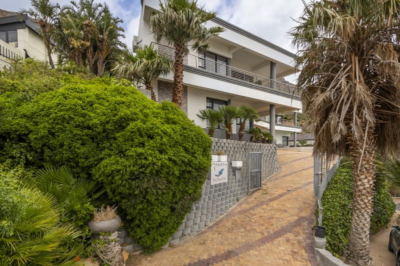 9 Bedroom Property for Sale in Gordon Heights Western Cape